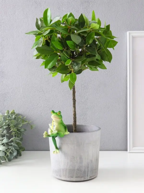 Сувенир полистоун "Лягуха с лимонадом" 5,3х5,5х10,3 см