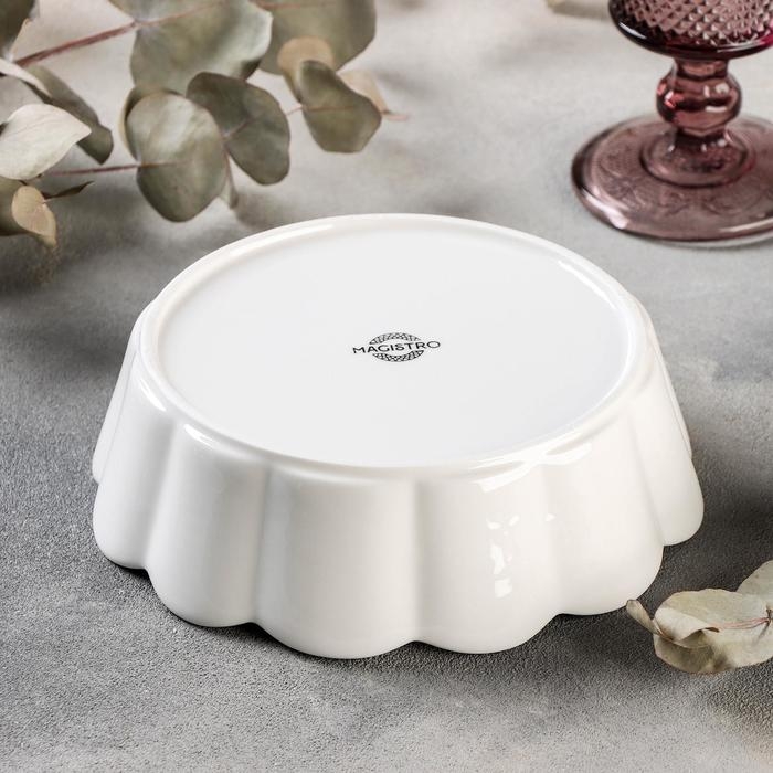 Блюдо фарфоровое для запекания Magistro &laquo;Флора&raquo;, d=18 см, цвет белый