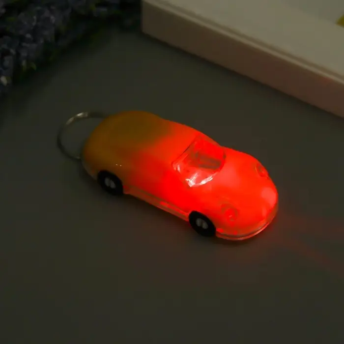 Фонарик брелок для ключей на кольце &laquo;Яркое авто&raquo;, мигает, колеса крутятся, 2.5&times;6&times;1.5 см, МИКС