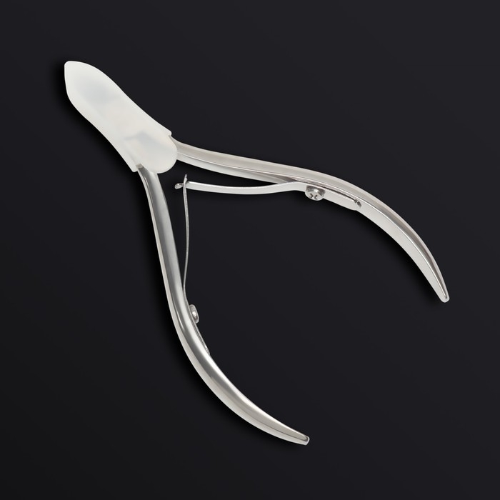 Кусачки маникюрные для кутикулы &laquo;Premium&raquo;, двойная пружина, 10 см, длина лезвия - 8 мм, на блистере, цвет серебристый