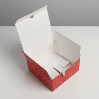 Коробка подарочная новогодняя складная &laquo;Зимний город&raquo;, 15 х 15 х 7 см, Новый год