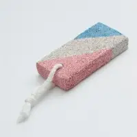 Пемза для педикюра, с подвесом, 8.5&times;4.5 см, разноцветная