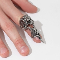 Кольцо &laquo;Коготь&raquo; тигр, цвет чернёное серебро, 20 размер