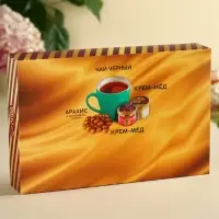 Набор &laquo;Ты совершенна&raquo;: крем-мёд с клубникой и хлопком 30 г. х 2 шт., арахис в шоколадной глазури 70 г., чай чёрный с тропическими фруктами 50 г., ложка