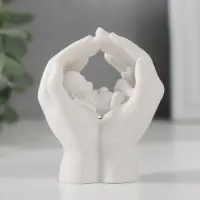 Сувенир полистоун "Малыш спит в прикрытых ладонях" страза 6,5х4,3х5,5 см