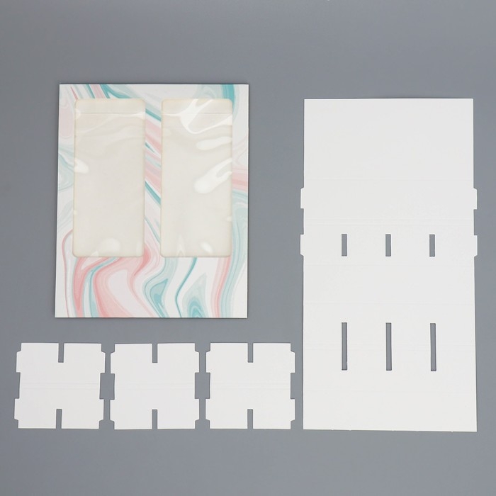 Коробка под 8 конфет и шоколад с ячейками, кондитерская упаковка, &laquo;Флюид&raquo; 18 х 18 х 4 см