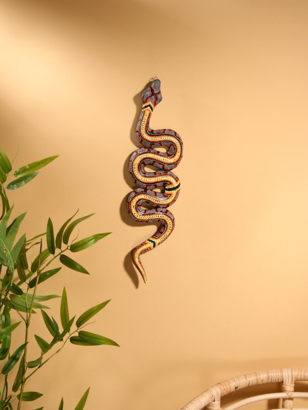 Сувенир интерьерный "Змея" дерево 50х13 см, цв. серый