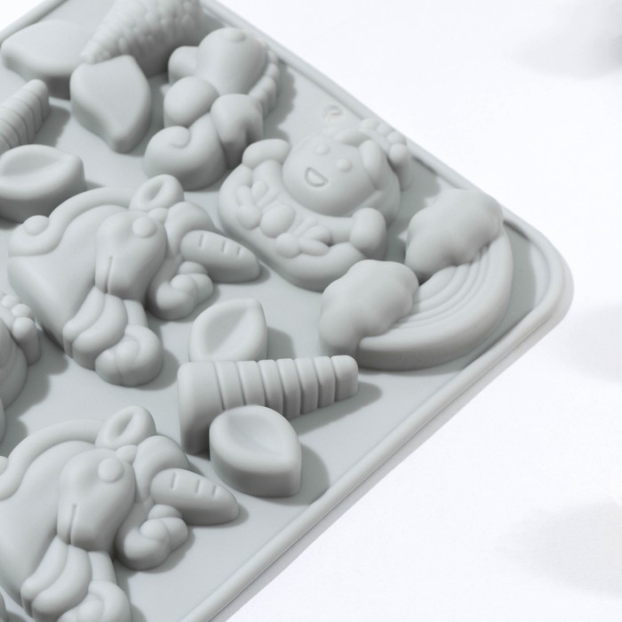 Форма для шоколада Доляна &laquo;Волшебство&raquo;, силикон, 23&times;16,5&times;2 см, 14 ячеек, цвет МИКС