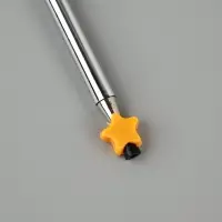 Перо белое с серебром (наконечник ручка), дл.25 см