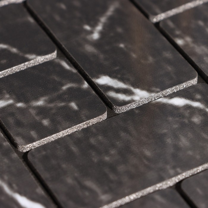 Панель самоклеящаяся 30*30см мягкая, клетка черная