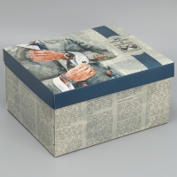 Коробка подарочная складная, упаковка, &laquo;Сильному и надежному&raquo;, 31 х 25.5 х 16 см