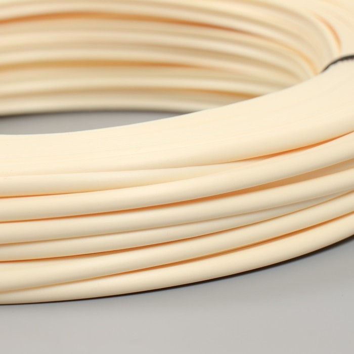 Ротанг искусственный гладкий 6 мм 100 м полутрубка (слоновая кость)