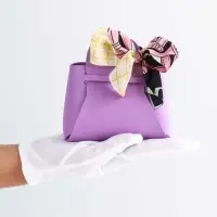 Кожанная подарочная сумочка 13 х12 х 5,5 см сиреневая