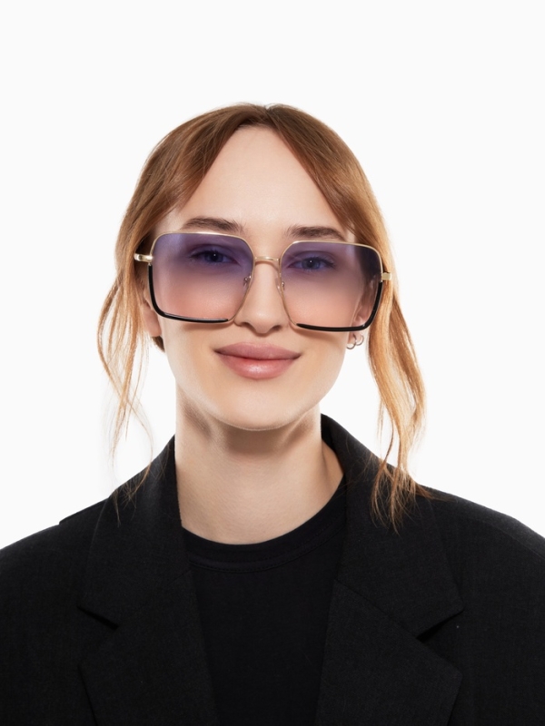 Очки солнцезащитные uv 400, дужка 13.5 см, ширина 12.8 см, линза 5.5&times;6 см