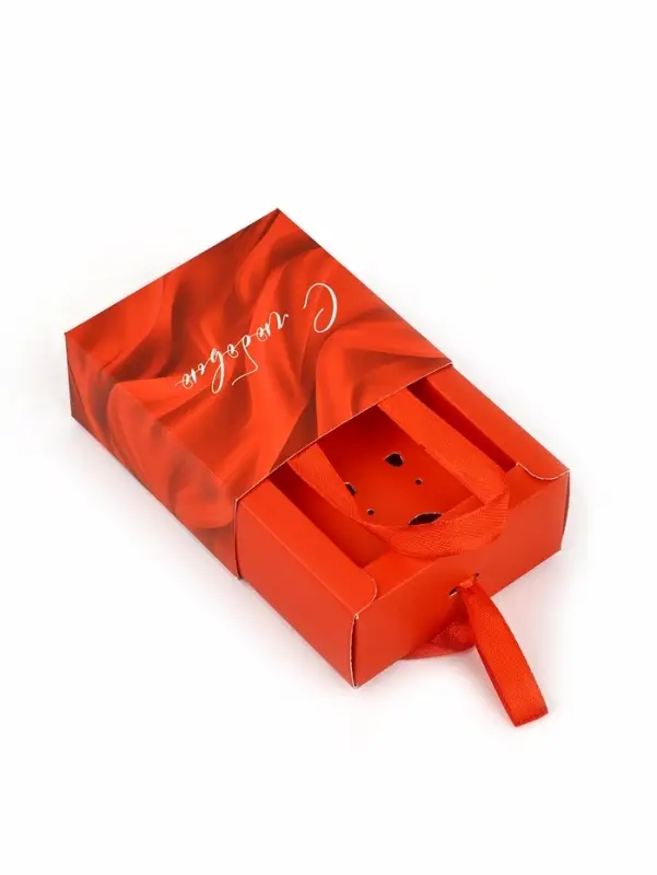 Коробка-пакет под бижутерию &laquo;С любовью&raquo;, 7.5 х 7.5 х 3.5 см