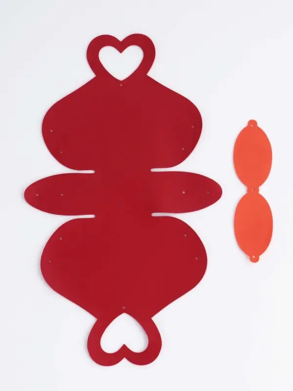 Кожанная подарочная сумочка 10,5 х 5 х 6 см красная