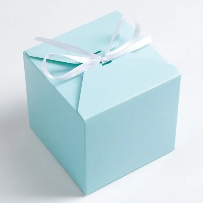 Коробка складная голубая, 10&times;10&times;10 см
