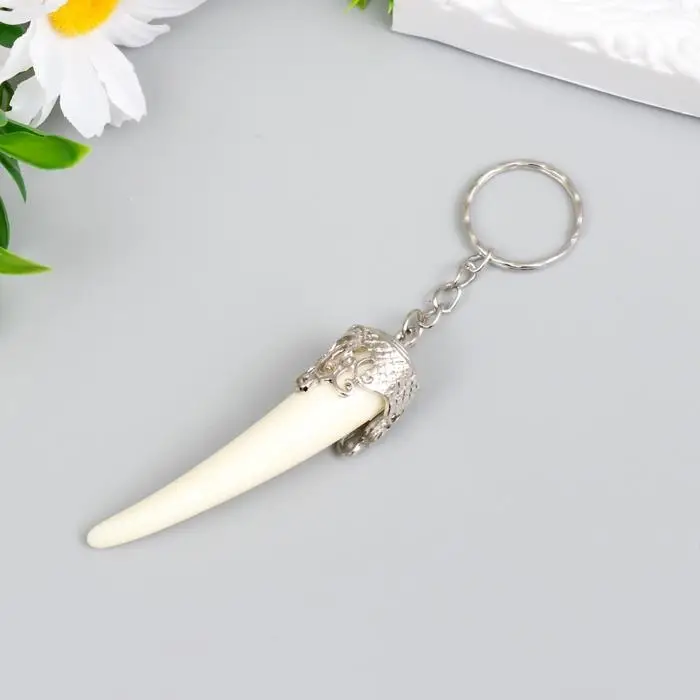 Брелок пластик "Клык мамонта" 6,5х1,7х1,7 см