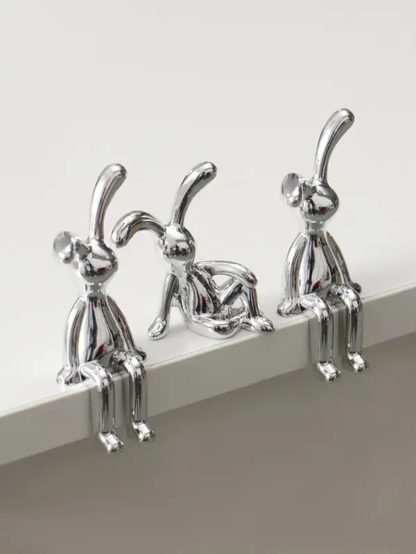 Сувенир пластик "Длинноухие зайцы" серебро набор 3 шт 3х8,7х4,4 см 2,5х5,5х5,7 см