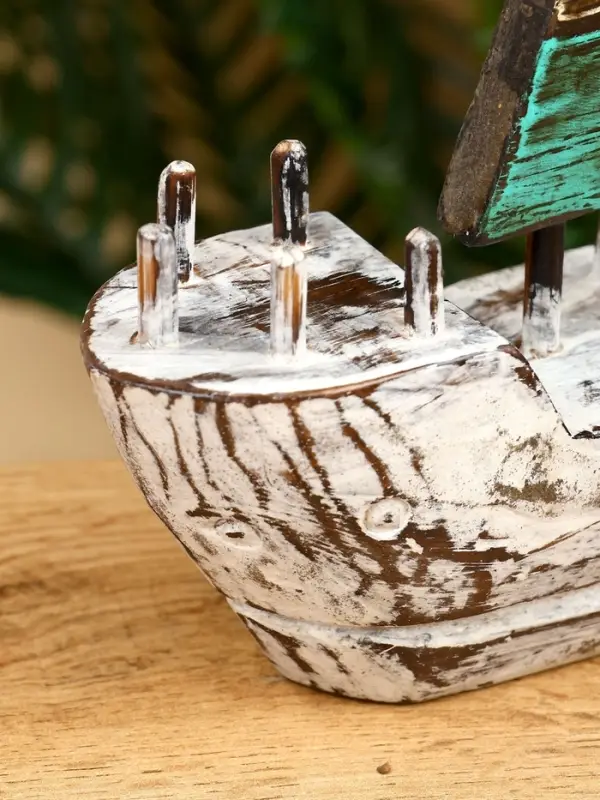 Сувенир "Кораблик" дерево 16х6х17 см, цв. коричнево-зелёный