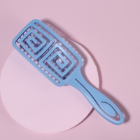 Расчёска массажная, прорезиненная ручка, вентилируемая, 6,3 &times; 22 см, цвет МИКС