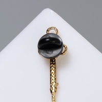 Значок &laquo;Шприц&raquo; карпульный мини, цвет красный в золоте