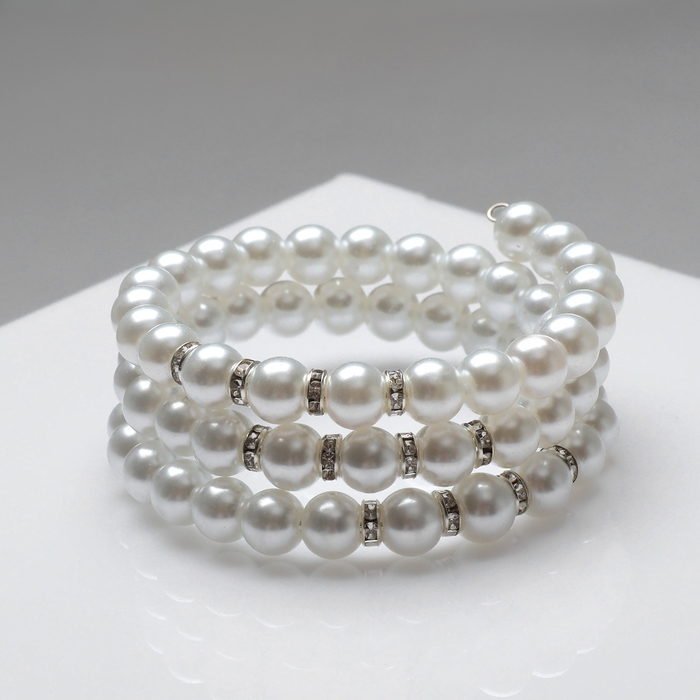 Браслет-пружинка &laquo;Жемчужинка морская&raquo; 3 ряда, цвет белый в серебре, L=7 см