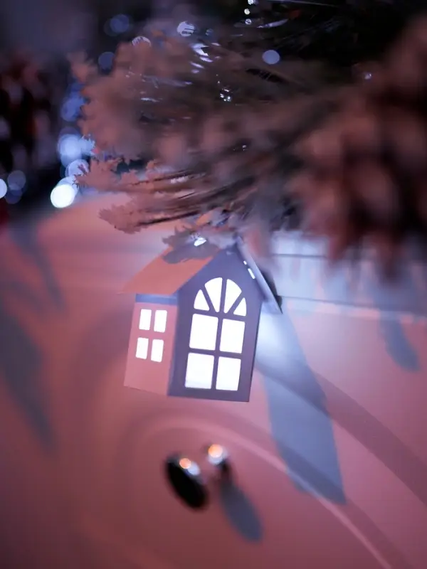 Хвойная гирлянда фиброоптическая &laquo;Заснеженная&raquo; 200 см, 8 режимов