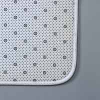 Коврики для ванной и туалета Доляна &laquo;Камни&raquo;, 2 шт: 40&times;50 см, 50&times;80 см, цвет белый