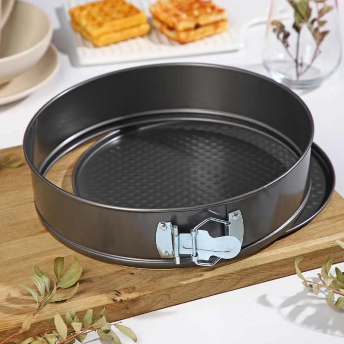 Набор форм для выпечки Доляна &laquo;Элин. Круг&raquo;, 3 предмета: d=22/24/26 см, съёмное дно, антипригарное покрытие, цвет чёрный