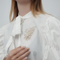 Брошь "Цветок" с жемчугом, цвет белый в золоте