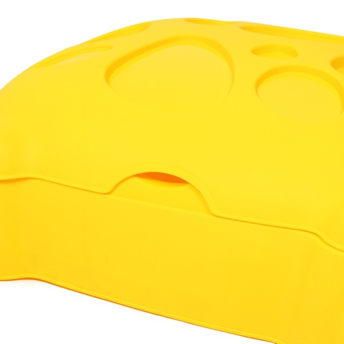 Песочница детская пластиковая, с крышкой, 116 &times; 83 &times; 30 см, &laquo;Коровка&raquo;