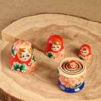 Матрёшка 5-ти кукольная "Кристи Сувенирка", 10-11 см, ручная роспись
