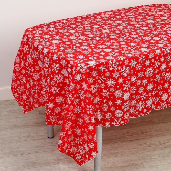 Скатерть &laquo;Снежинки&raquo;, 137х274 см.