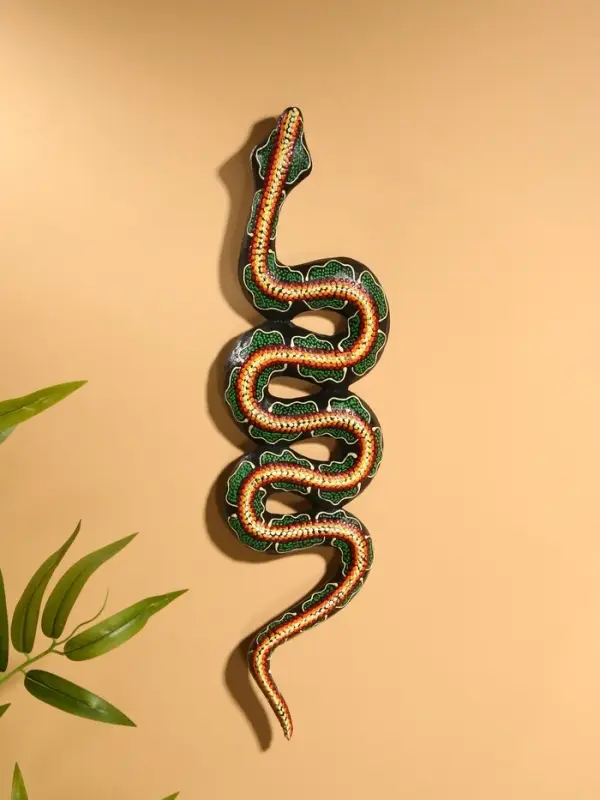 Сувенир интерьерный "Змея" дерево 50х13 см, цв. зелёный