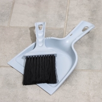 Щётка-смётка с совком Etna, серая