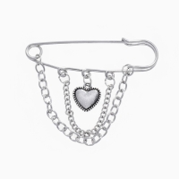 Булавка &laquo;Сердце&raquo; с цепочками, цвет перламутровый в серебре