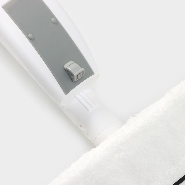 Щётка для окон с распылителем Raccoon, алюминиевая ручка, длина 116 см, водосгон 25 см, насадка их микрофибры 25&times;6 см