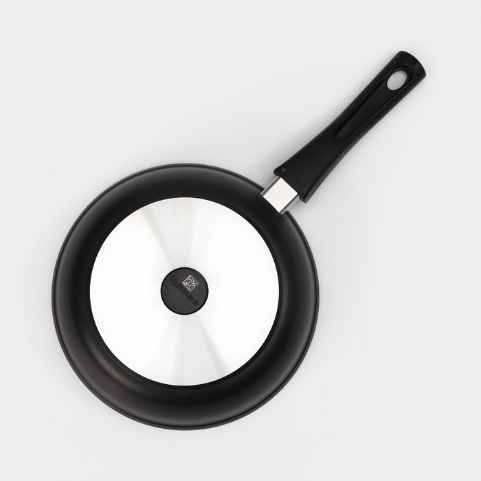 Сковорода &laquo;Традиция&raquo;, d=24 см, съёмная ручка, антипригарное покрытие, цвет чёрный