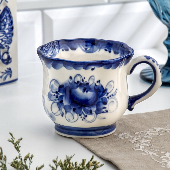 Чашка "Ромашка", гжель, фарфор,  200 мл, 9 см