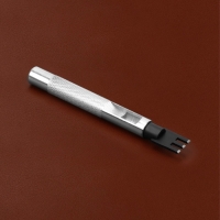 Набор пробойников для кожи, 7 предметов: сменные насадки 6 шт., основа 1 шт.