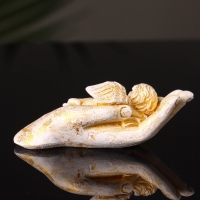 Фигура "Ангелок на ладони спит" малый, 3х7х3 см, позолота