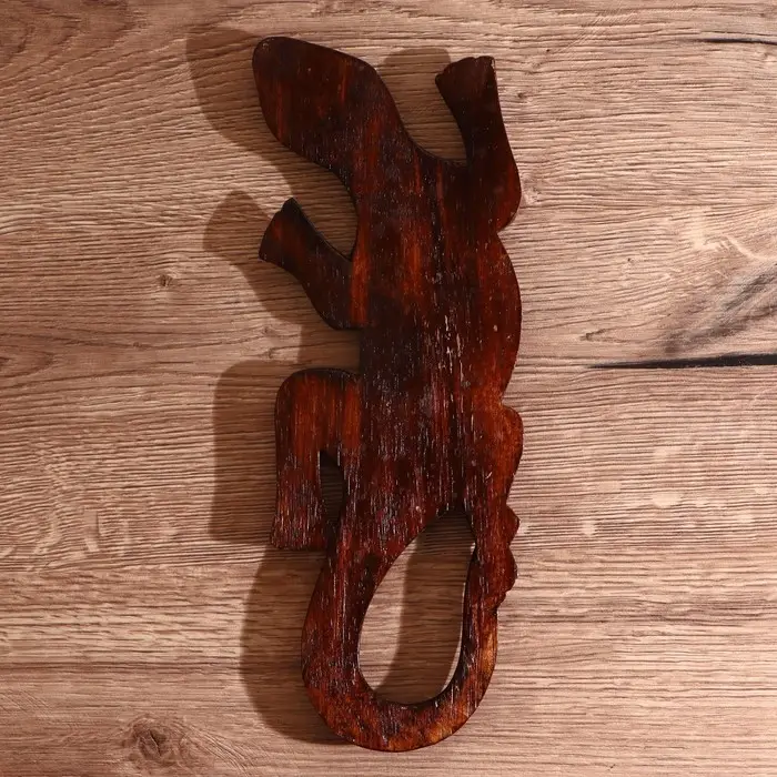 Панно дерево "Геккон" 31х11х1 см