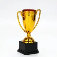 Кубок 093, наградная фигура, золото, подставка пластик ЧЕРНАЯ, 18,2 х 12 х 7,5 см