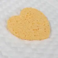 Спонж для умывания &laquo;Сердце&raquo;, 8.5&times;7.5 см, МИКС