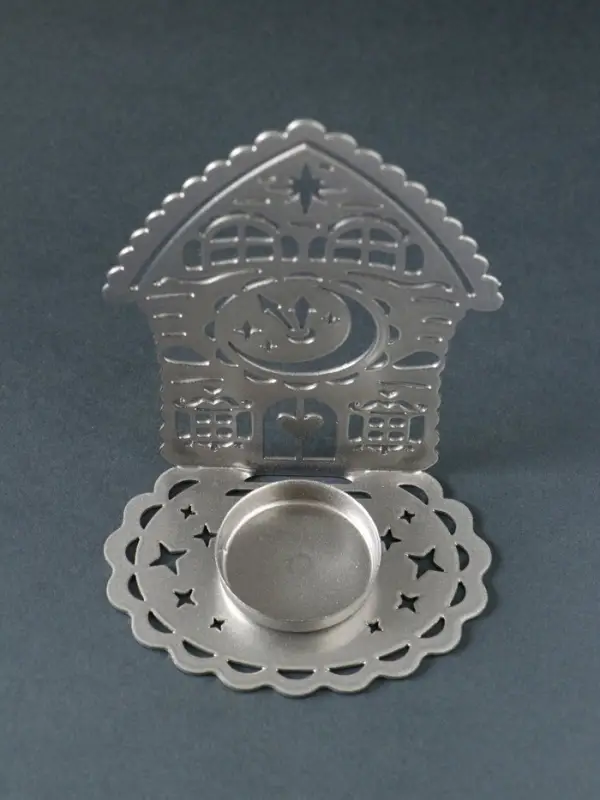 Подсвечник новогодний "Домик с часами" серебряный 6,7х10х13,5 см