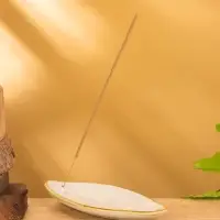 Подставка под благовония "Длинный лист" керамика, цв. белый, 17х7х1,5 см