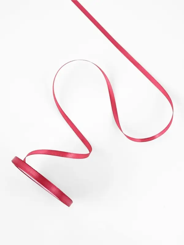 Лента атласная, 6 мм, 23&plusmn;1 м, малиново-красная №134