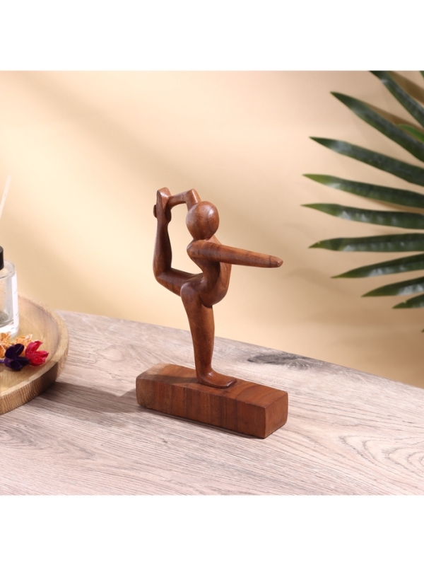Сувенир "Гимнастка" дерево суар, 14х5х20 см