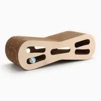 Когтеточка-лежанка картон "Зверьё Моё" ВОСЬМЕРКА средняя с игрушкой 53 х 21 х 16 см